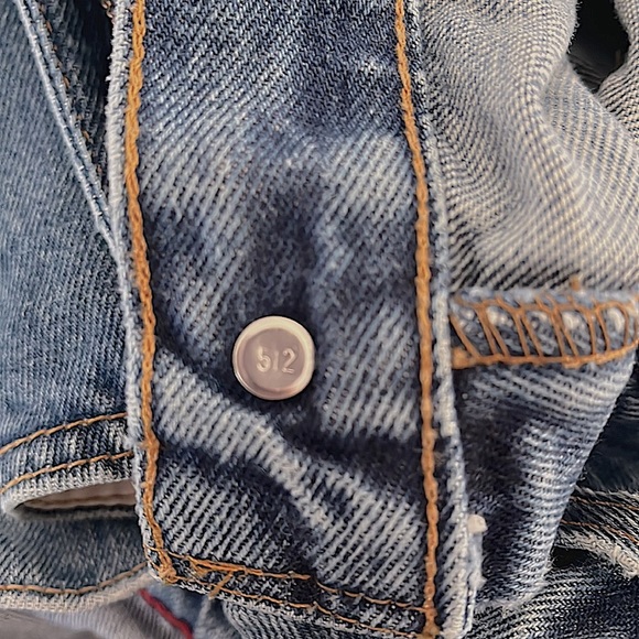 VTG 90’s Levi’s 550 High Waisted Jeans: Size 12 - Picture 5 of 7